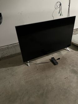 Vizio TV  w/remote