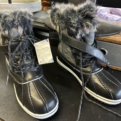 Snow Boots