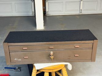 Kennedy toolbox riser ( wide version )