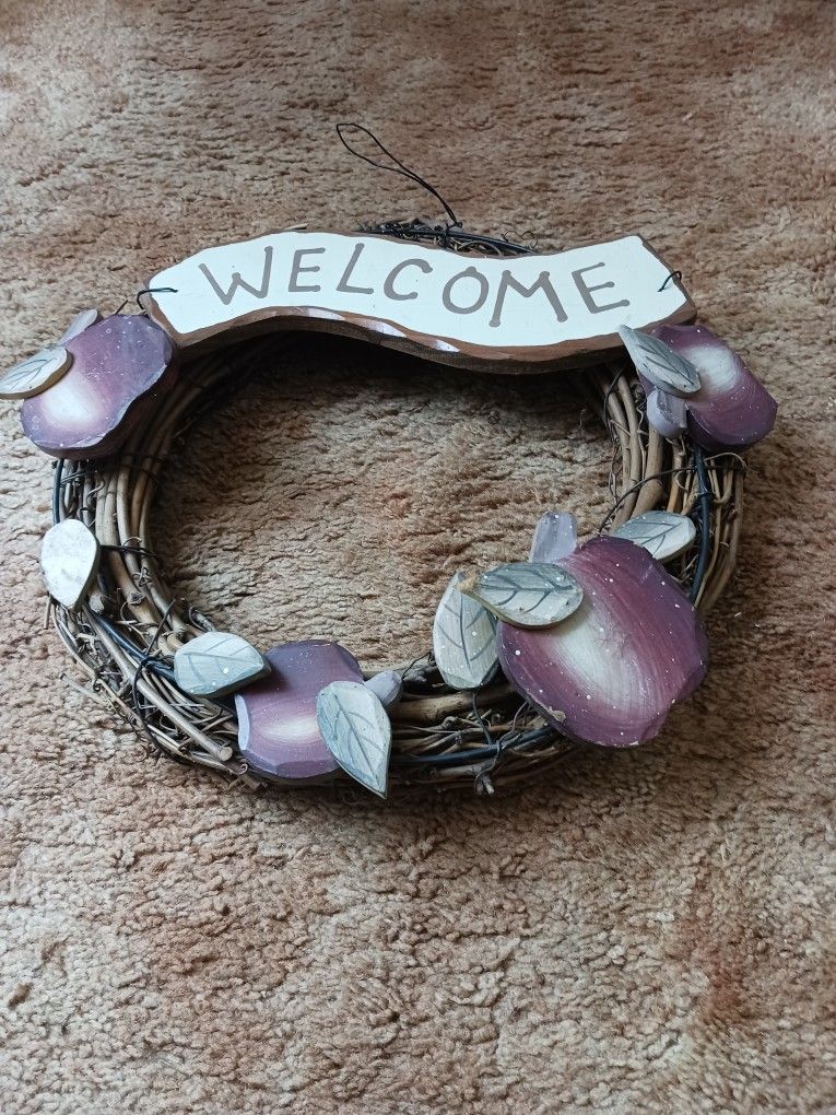 Apple Wreath 