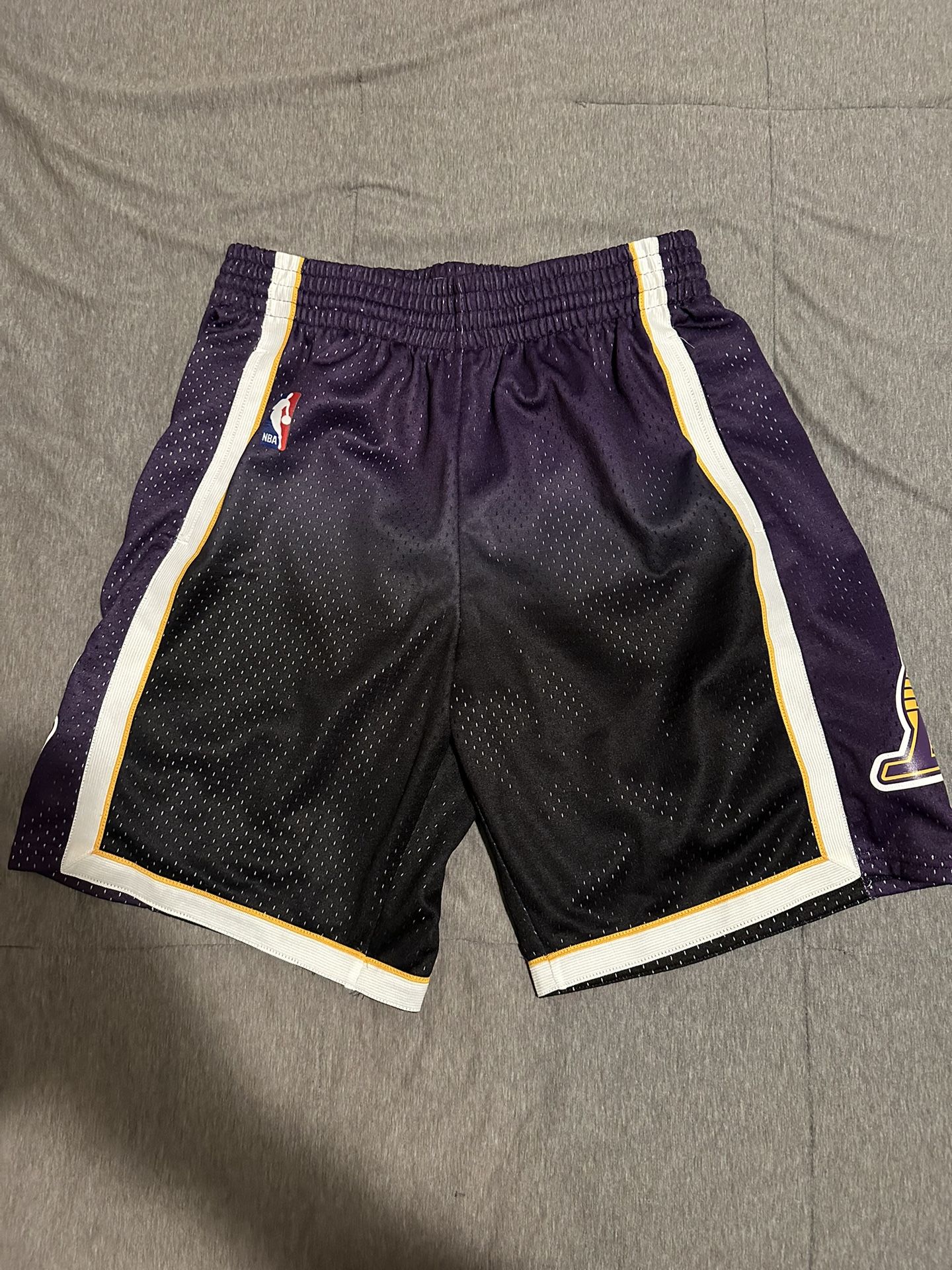 Mitchell & Ness Lakers short