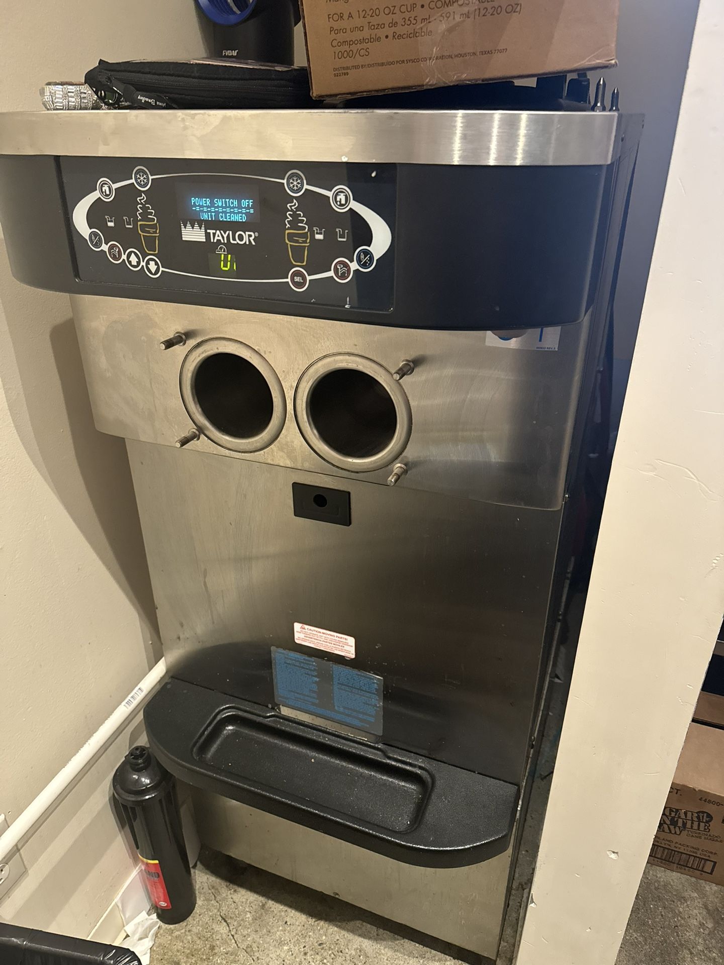 Soft Serve Ice Cream Machine