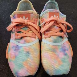 Super cute, like new, limited edition youth Adidas Boost tennis shoes size 5.5 / womens 7