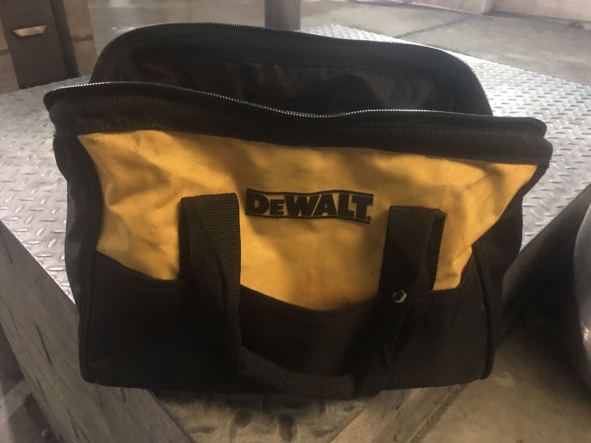 Dewalt tool bag