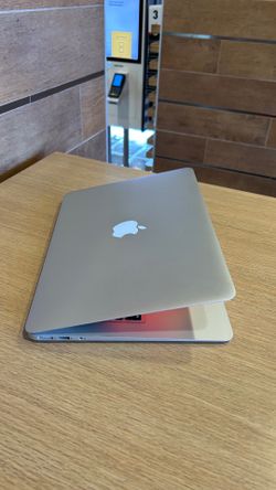 Apple MacBook Air 13” i5/8GB/256GB SSD $180