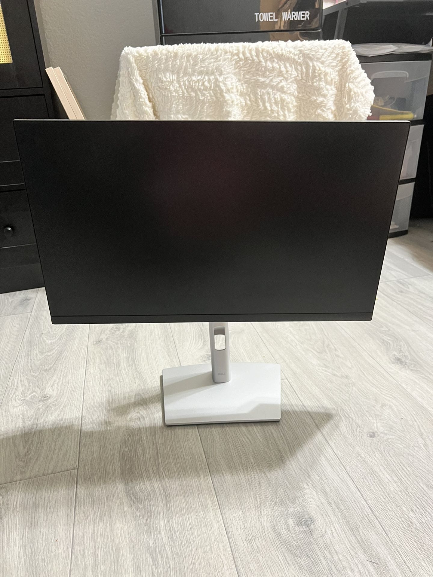 Dell P2422H Monitor and Lenovo Thinkpad Dock