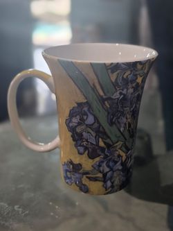 Macintosh Vincent van Gogh iris's fine bone china painted handle mug