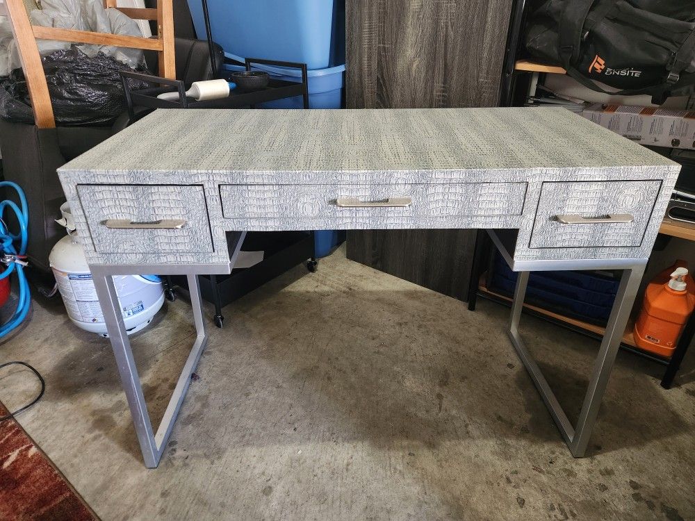 Alligator Print Desk