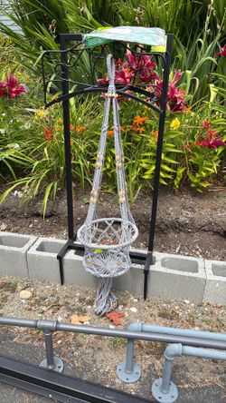 Hanging planter