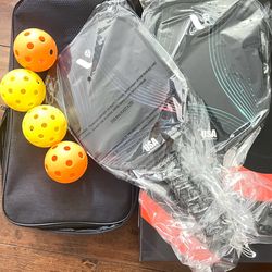 Pickleball Paddles Set of 2, USAPA Approved Fiberglass paddle with 4 Pickle Balls, Durable &Lightweight Racket  Brand new  Only pickup