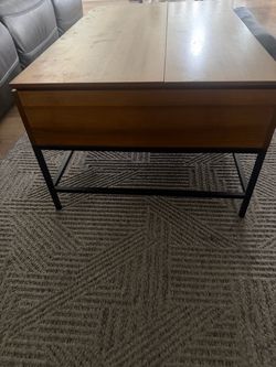 Industrial Solid Wood Storage Pop-Up Coffee Table