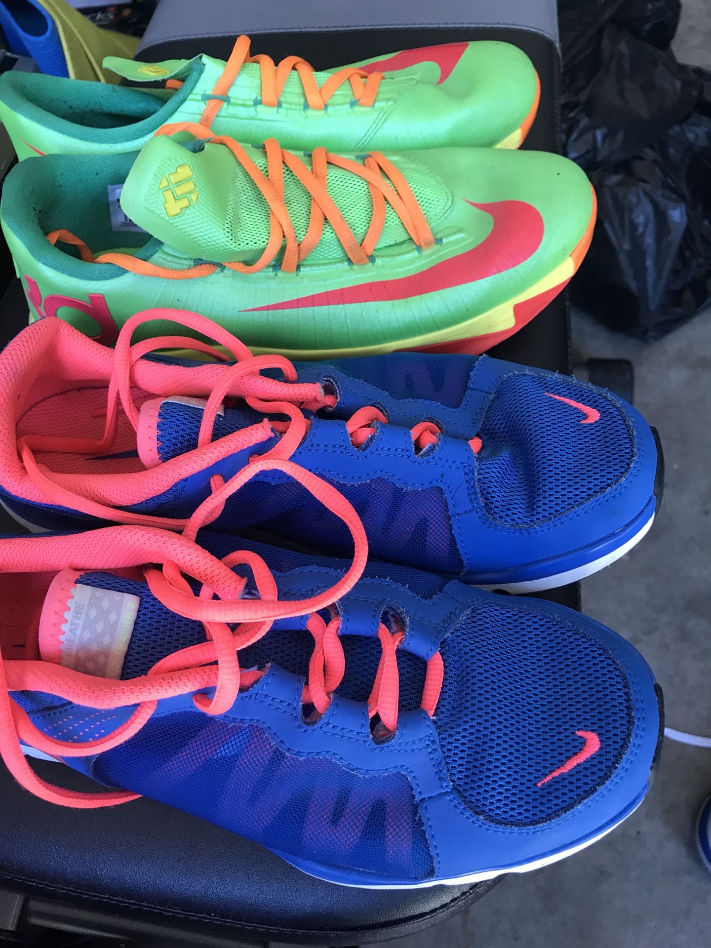 Lady Nike’s like new size 8.5