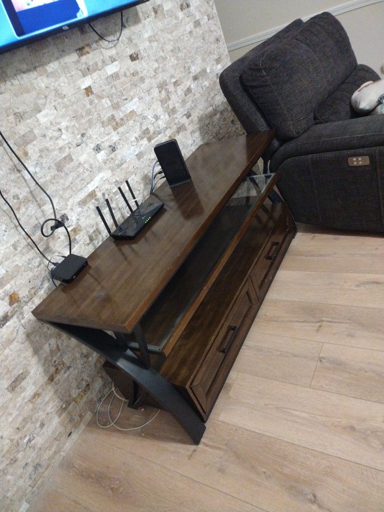 Too Heavy Wood Brown Tv Stand We Buy It From The Costco