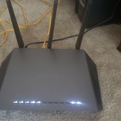 Nighthawk Router AC1900 Smart WiFi