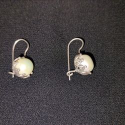 Pearl Aerrings 925 Sterling Silver.