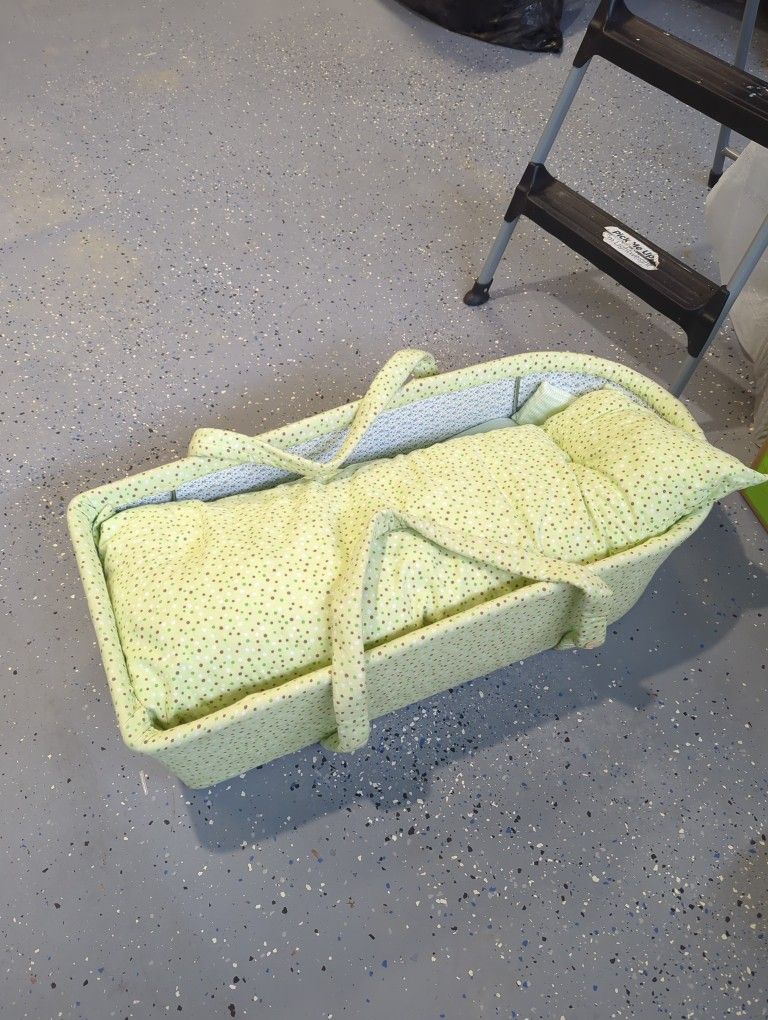 Bassinet 
