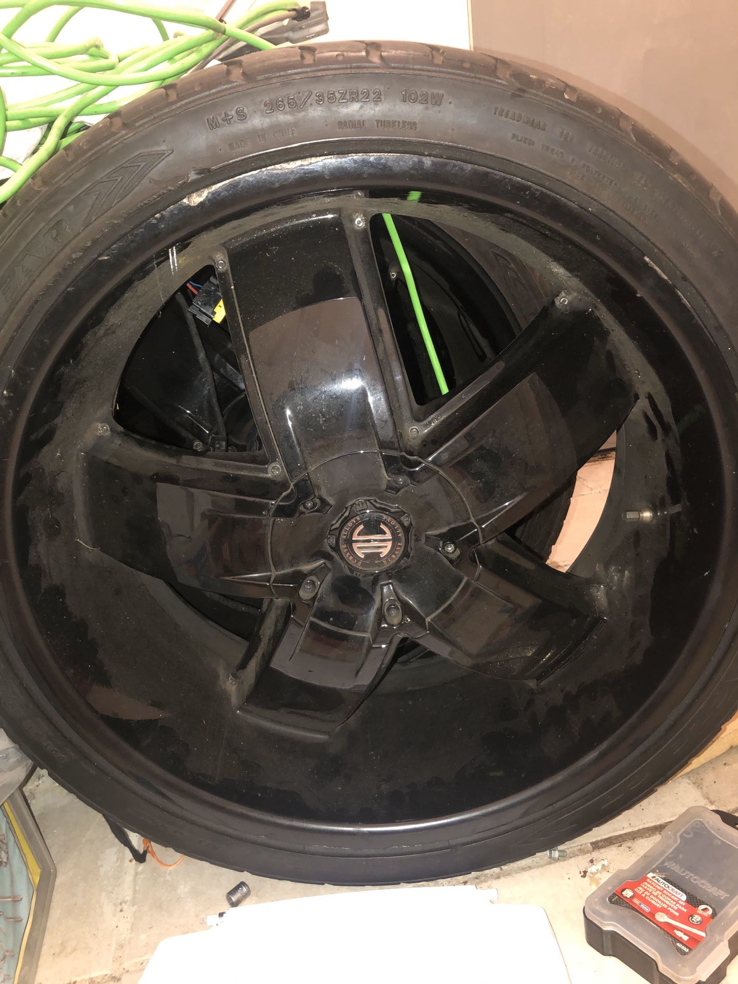 Rims 22s 5 lug