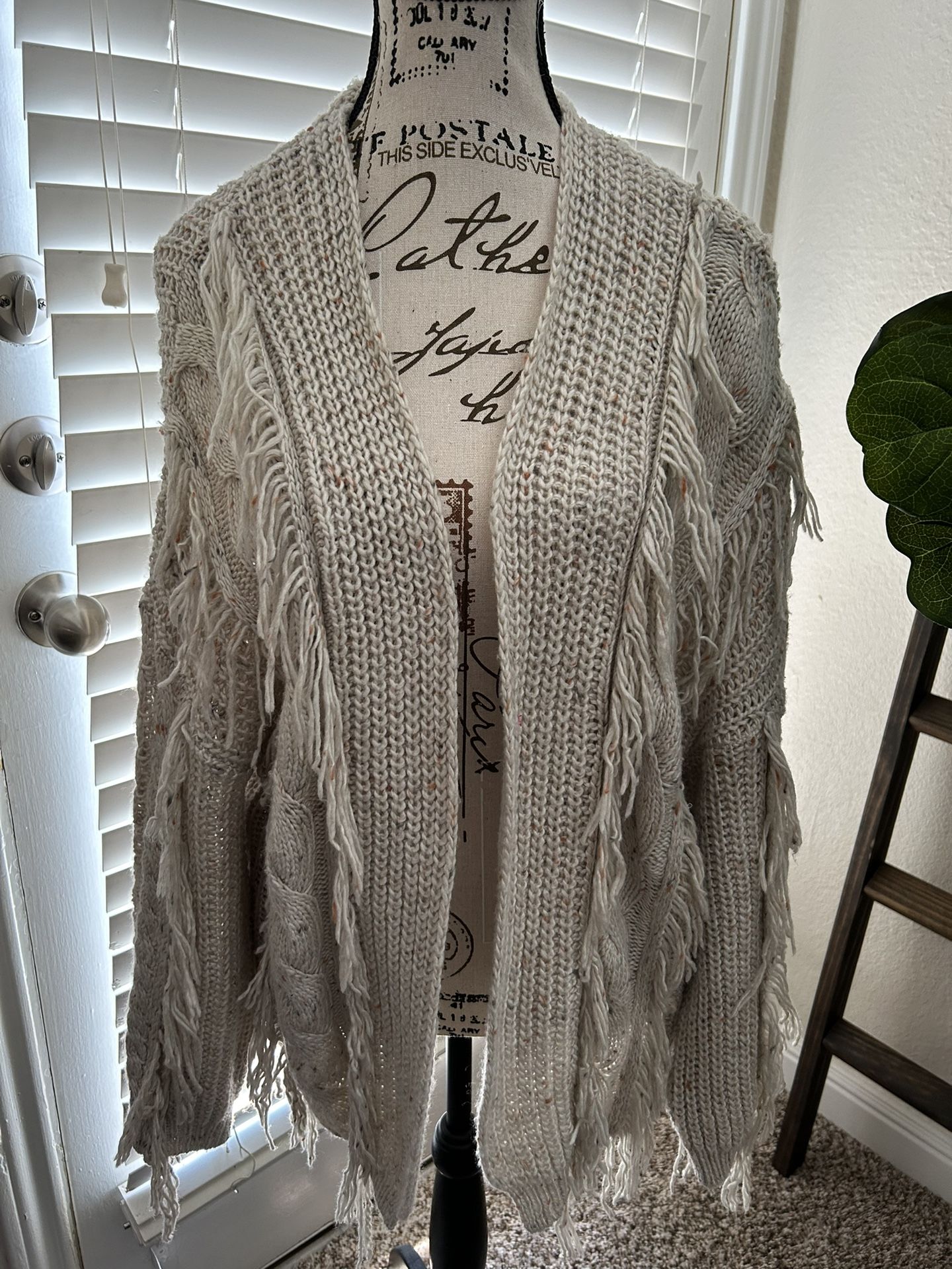 Women’s Sweater Midsize/Plus Size