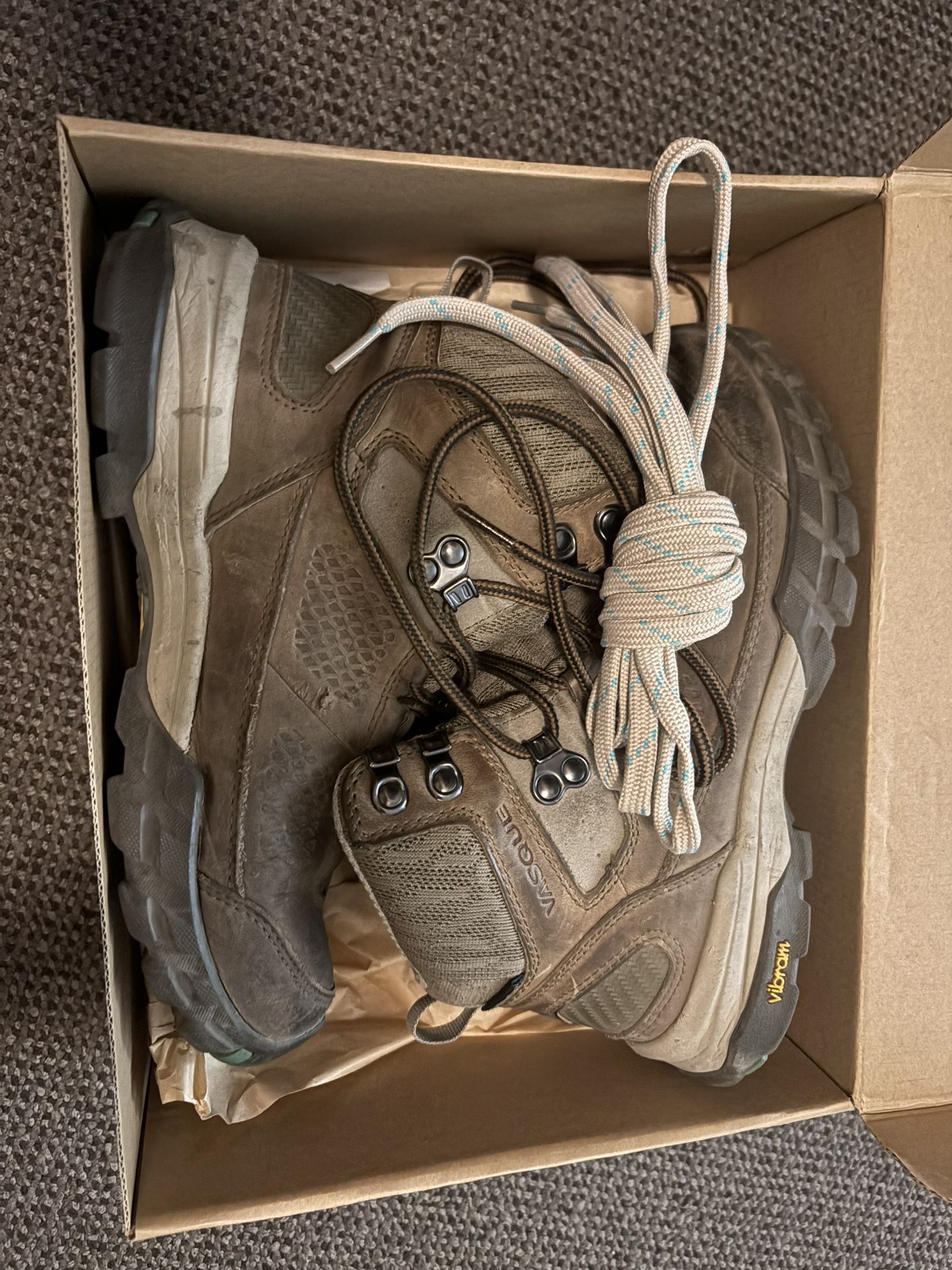 Boots 7.5 Women’s Size 