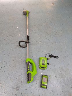 Greenworks 40V 12 in String Trimmer