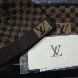 LV Hat And Scarf