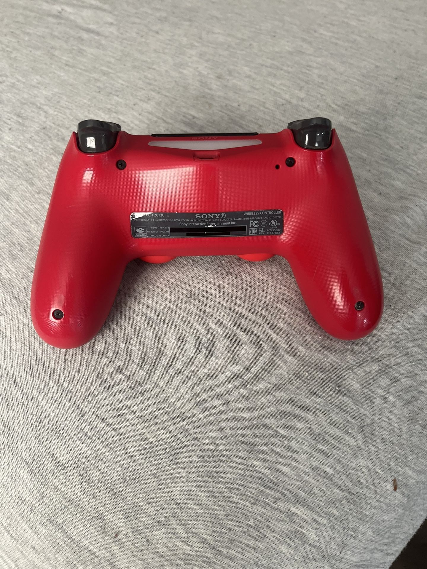 red ps4 controller 25$ lmkk