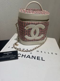 Chanel vanity in purse