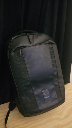 Nomatic mckinnon camera backpack 35L