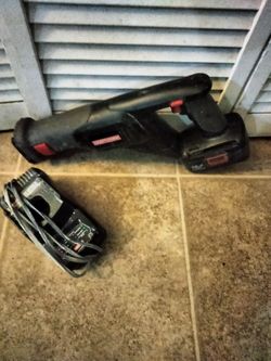 Saw Craftsman,With Battery, Charger 