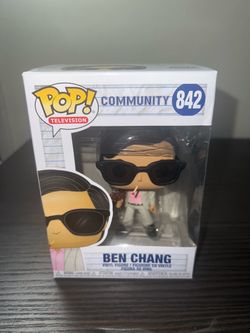 VAULTED DAMAGED BOX Ben Chang Community Funko Pop #842 Ken Jeong Dan Harmon Television Paintball TV