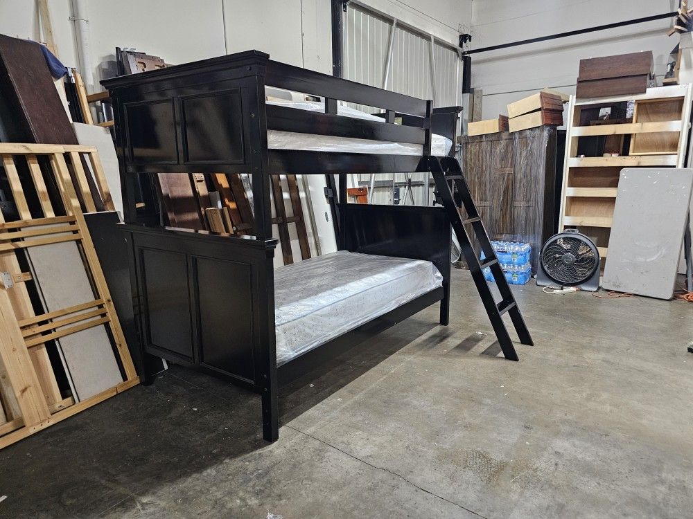Twin Over Twin Bunk Bed And Mattress