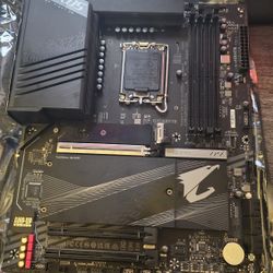 Intel 14700KF CPU + Gigabyte Z790 Aorus Elite AX Motherboard