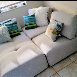 Couch Sectional W/ Chase Lounge