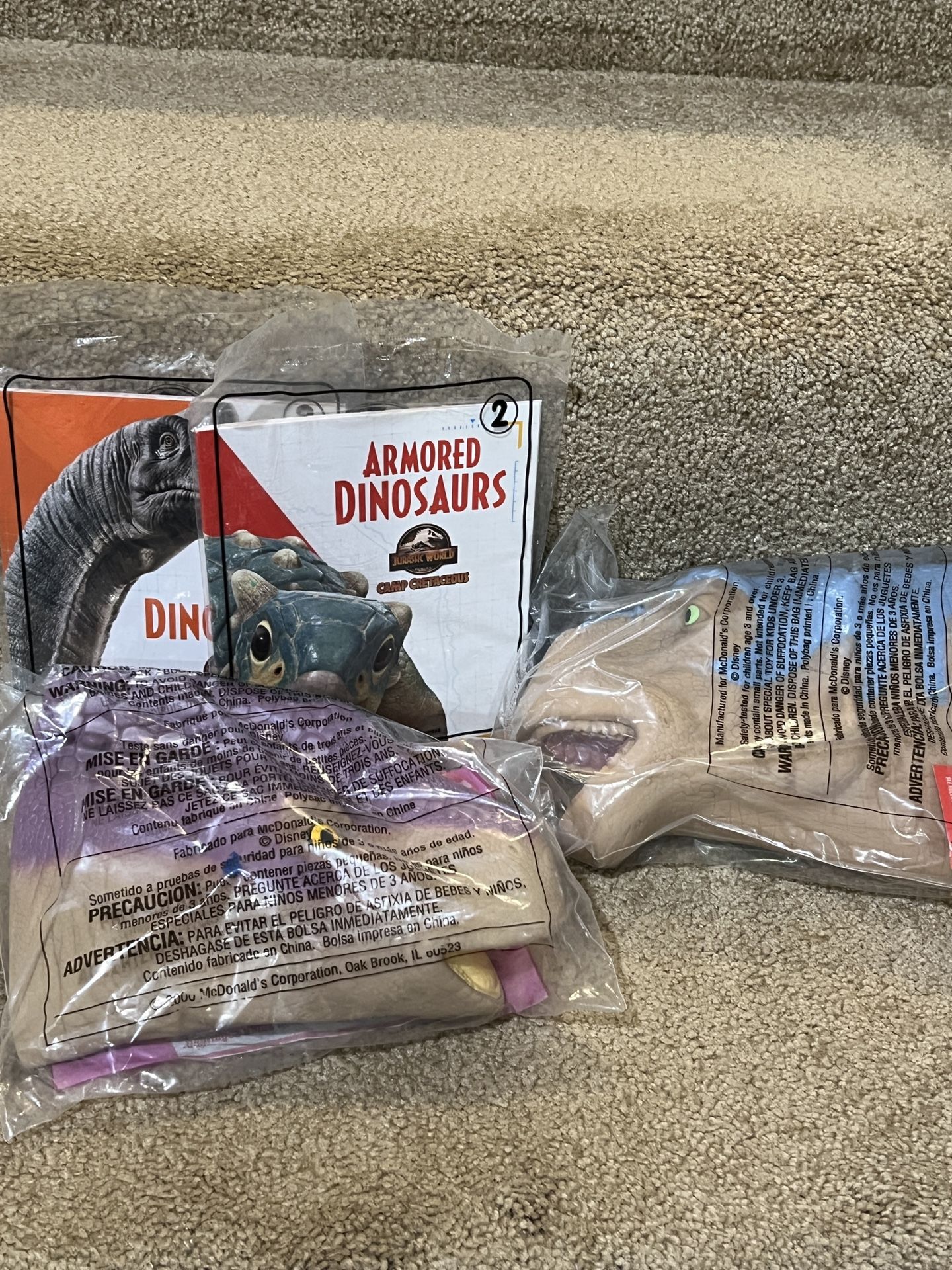 McDonald’s Jurassic World Park meal toys lot of 4 Sealed Puppet book