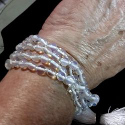 HAND TIED, MOONSTONE WITH WHITE TASSEL *AT TASSLE- *RAINBOW MOONSTONE* 20 IN LONG. (N-99427)