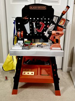 Black And decker kids Tool Bench for Sale in Belleview, FL - OfferUp
