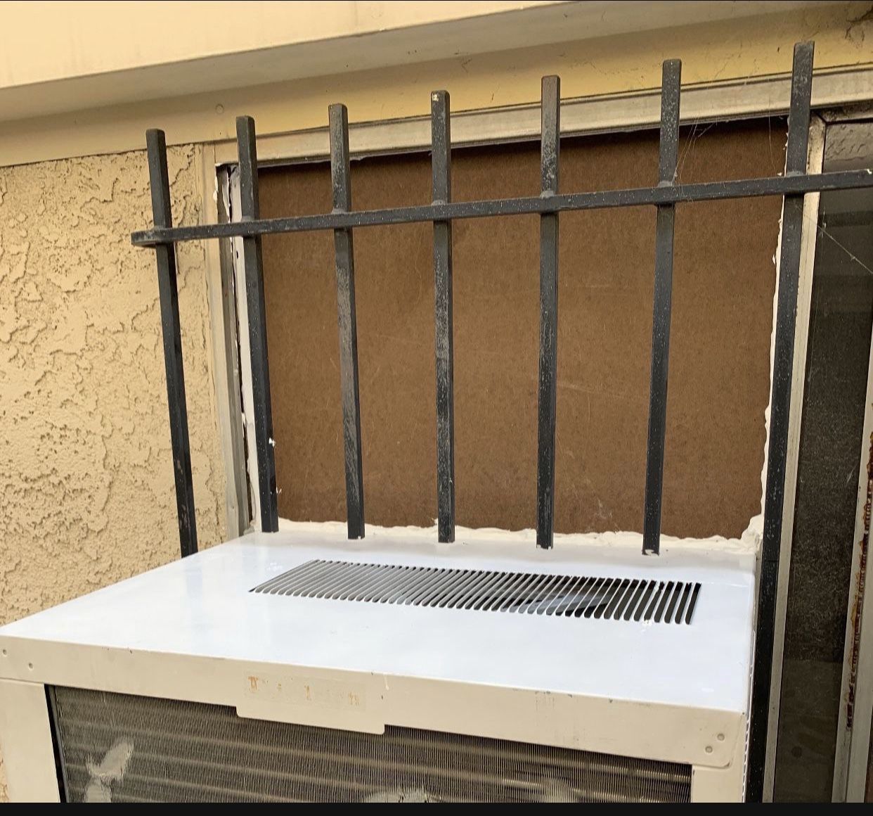 I Sell,Deliver And Install AC Units Professionally Installed All Areas In LA