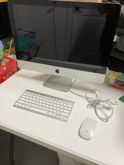iMac Computer With Keyboard And Mouse