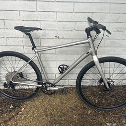 Cannondale Quick 3 Hybrid Bike - Road - Gravel - SRAM - Tektro- Shimano - WTB  - 700c - FSA - Ready To Ride