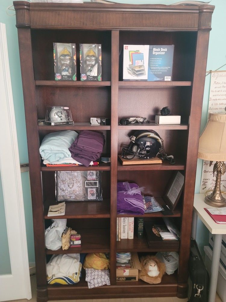 6 Shelfs Bookcase Wood/ Glass Kathy Ireland Collection