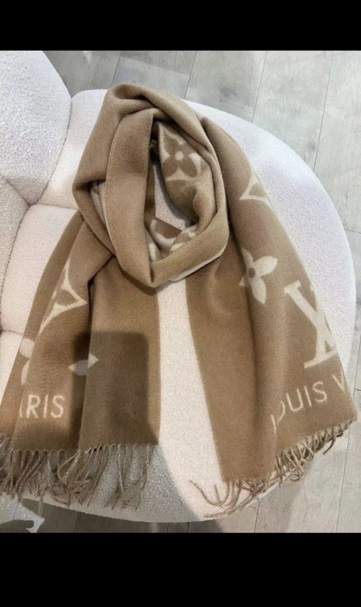 Louis Vuitton Scarf