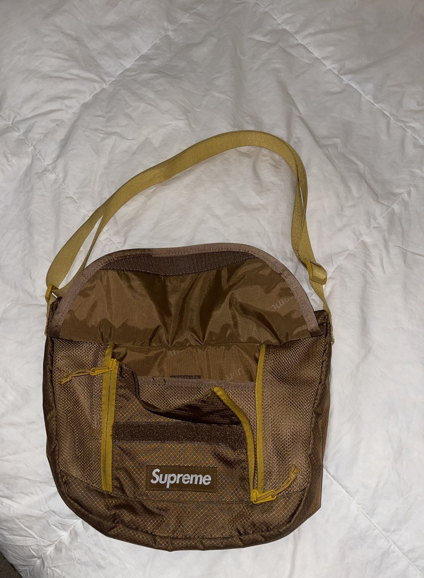 Supreme Small Messenger Bag 
