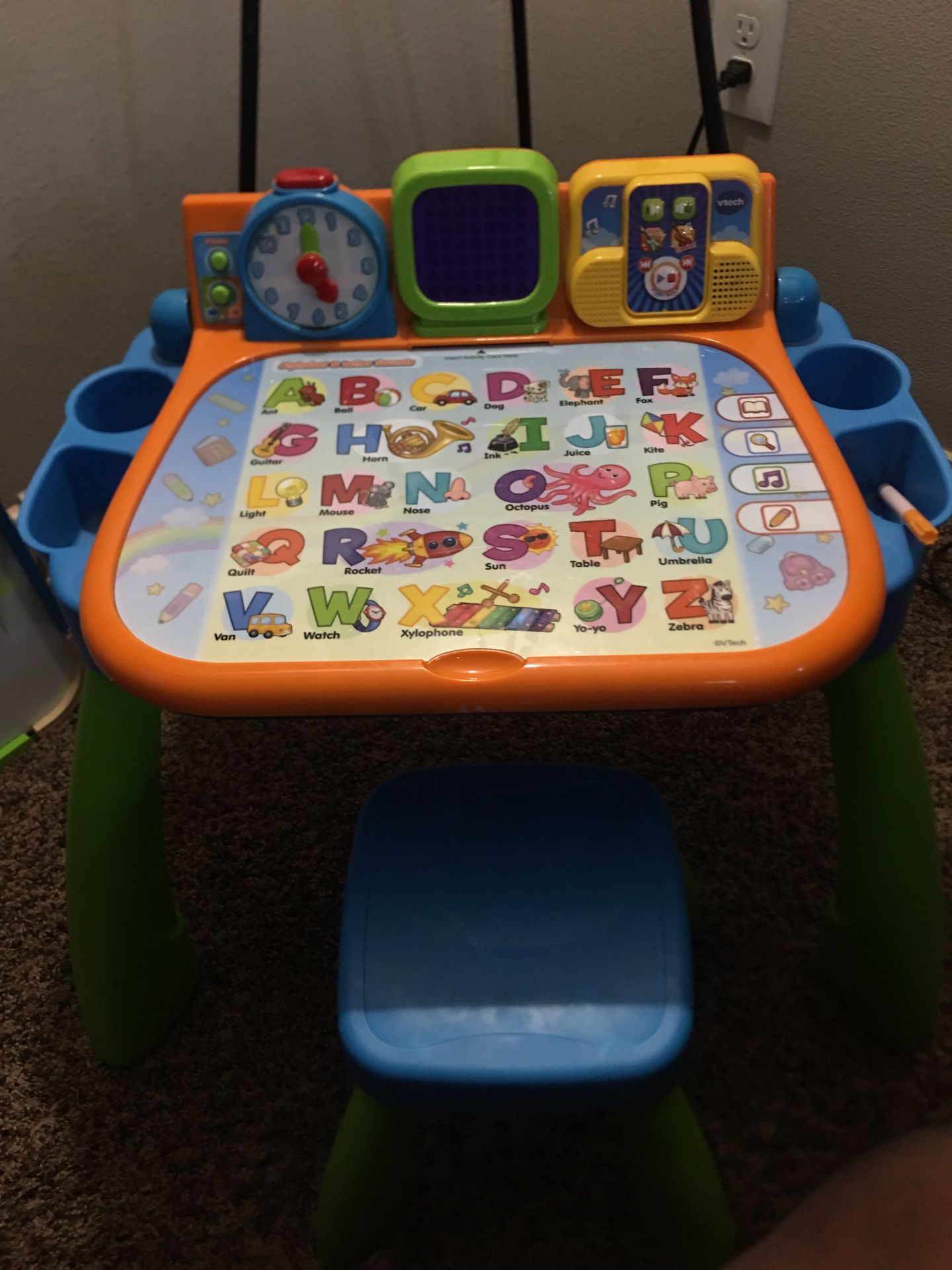 vTech Touch and Learn Activity Desk