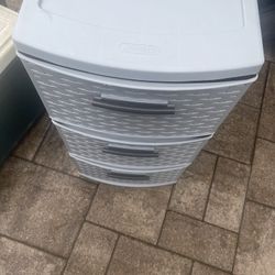 Three chest drawer heavy