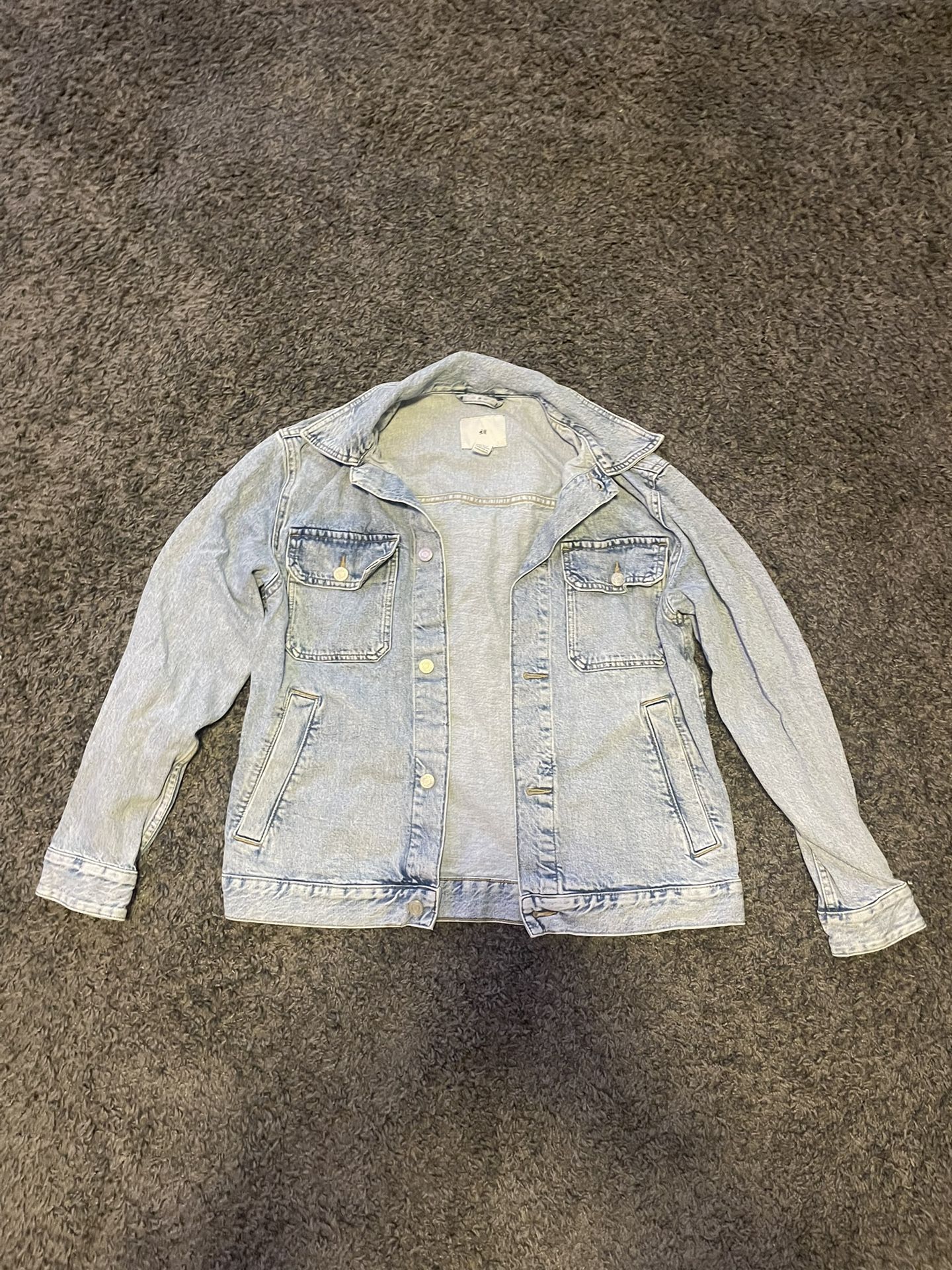 H&M Vintage Lightwash Jean Jacket Size S
