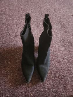 Black Pointed-Toe Ankle Boots - Women's - Good Condition