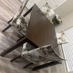 Dinning Table Brown Color From Mors 4 Chair With Table