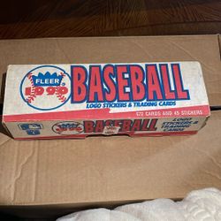 1990 Fleer Baseball Card Box Set