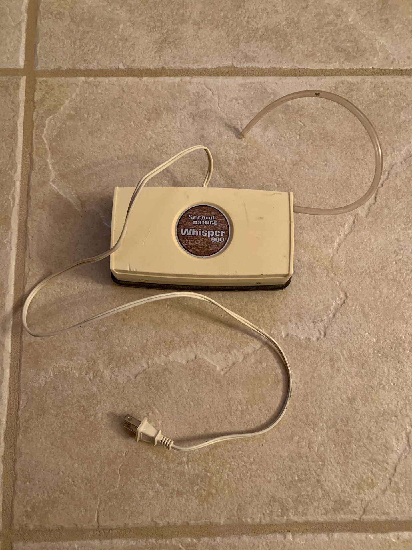 Preowned Second Nature Whisper 900 air pump for fish tank