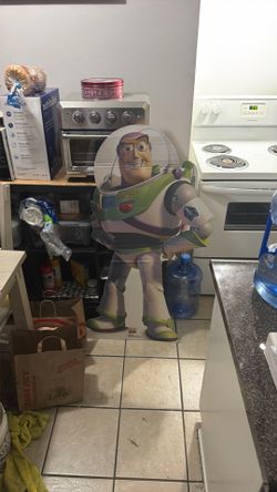 Buzz light year